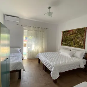 Nea , Berat Albania